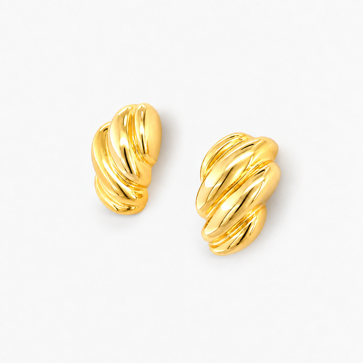 Ribbed Gold Earrings
