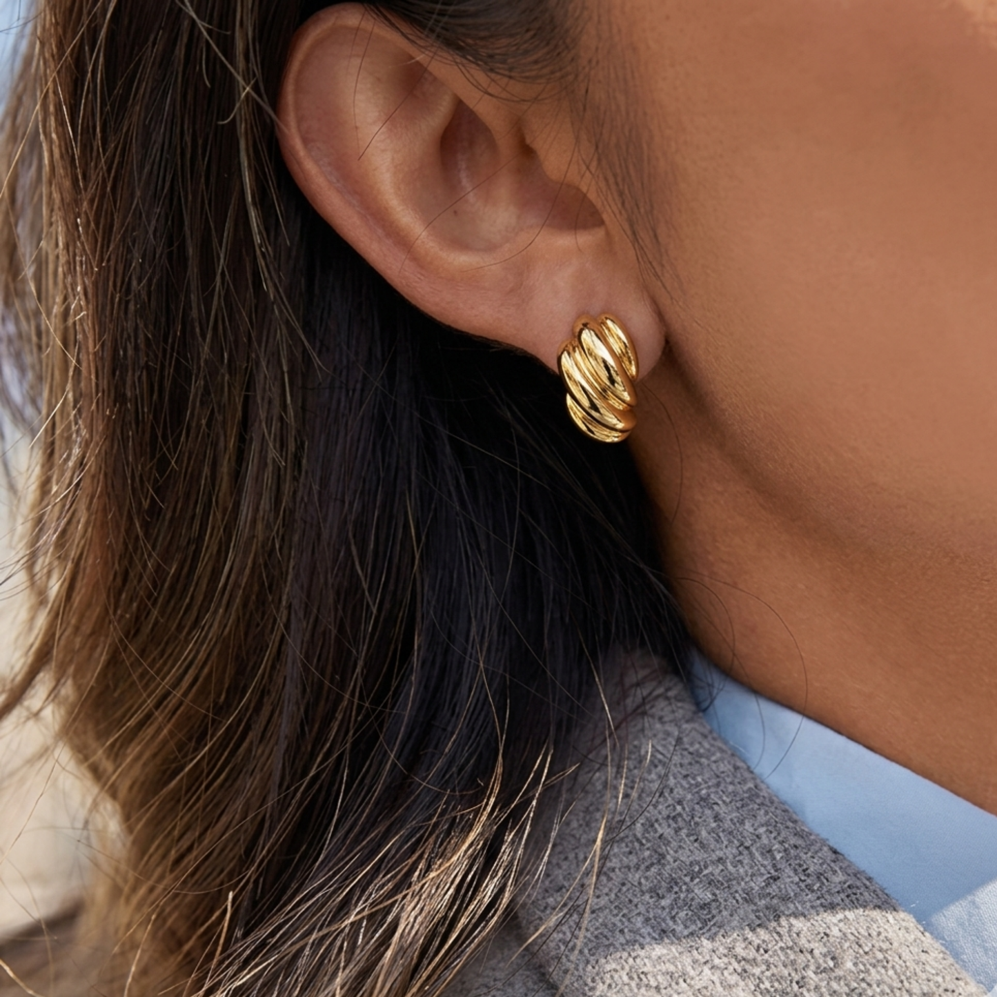 Ribbed Gold Earrings