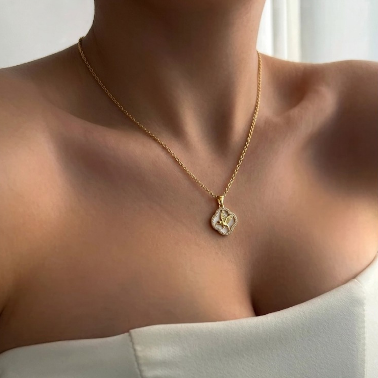 Bird Mother of Pearl Pendant Necklace