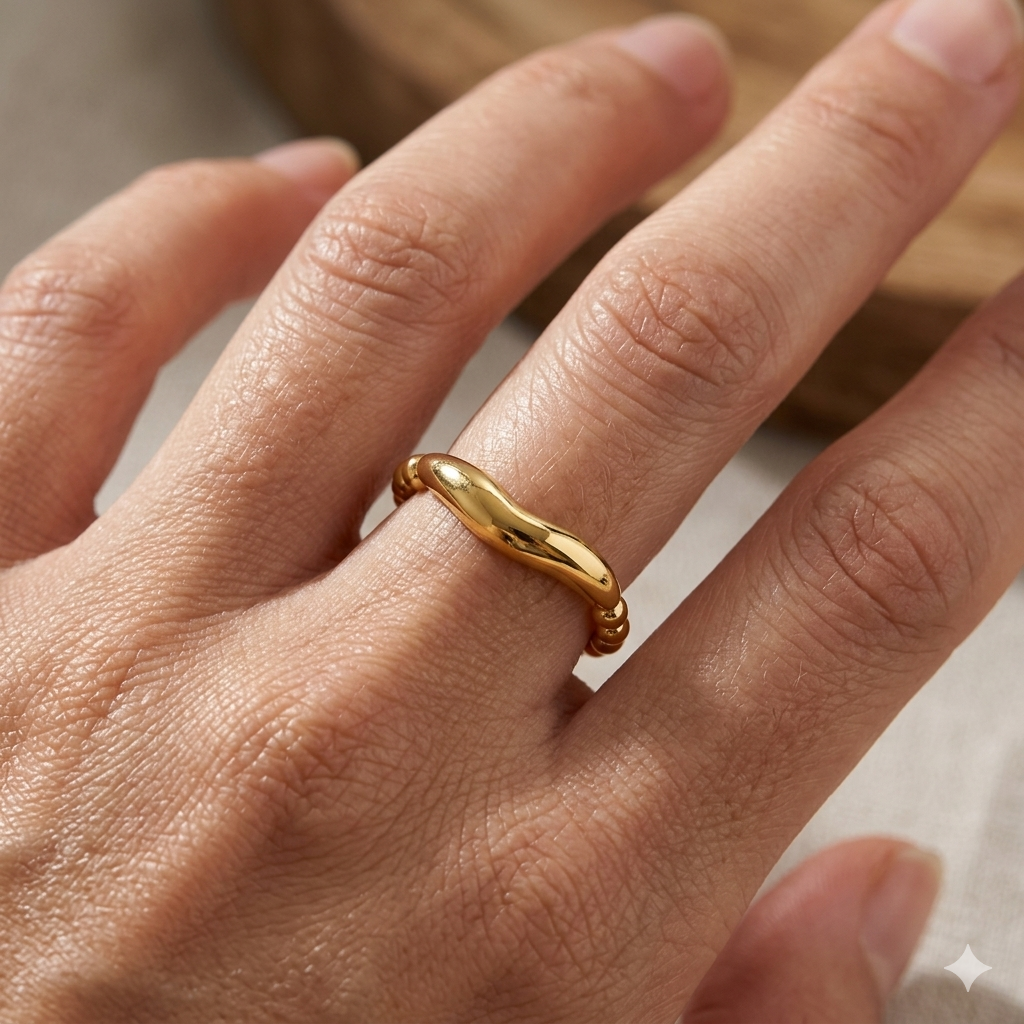 Ondine Band Ring