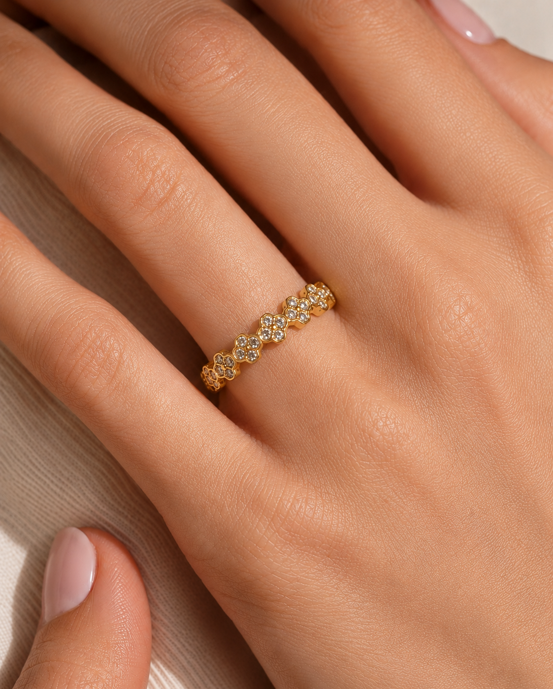 Flower Eternity Band
