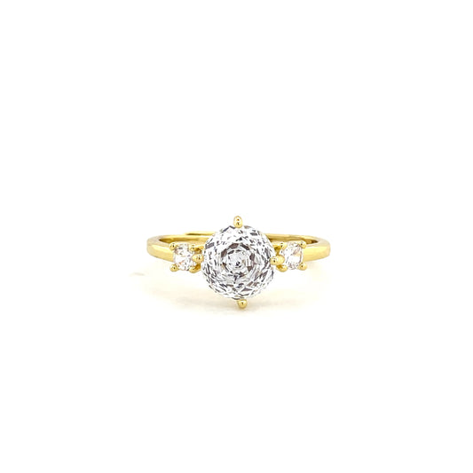 Céleste Solitaire Ring